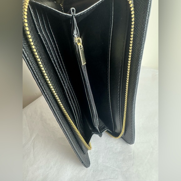 Snake-Embossed Zip Wallet - Picture 15 of 16